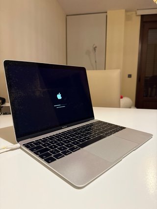MacBook Retina 12” 2015 8GB RAM 512GB SSD