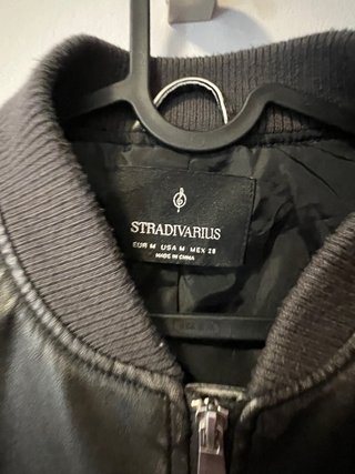 Cazadora Stradivarius Negra Talla M