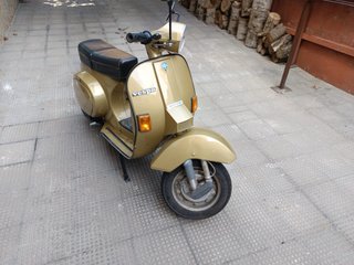 Vespa 125 Elestart Histórica Dorada