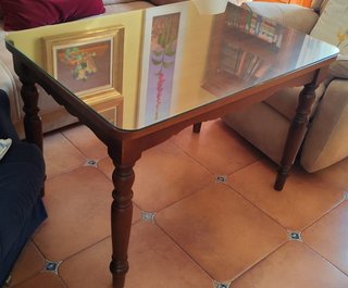 Mesa de Madera Maciza con Sobre de Cristal