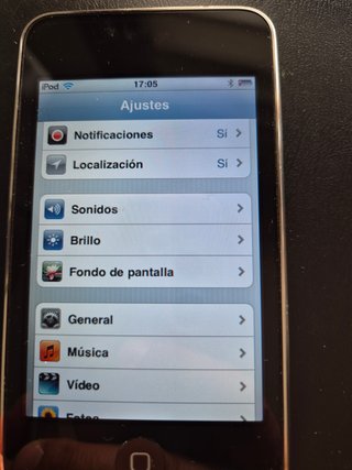 iPod touch 32GB A1318 Plata