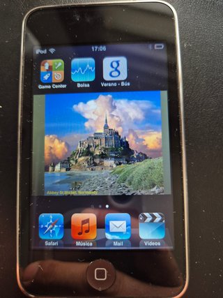 iPod touch 32GB A1318 Plata
