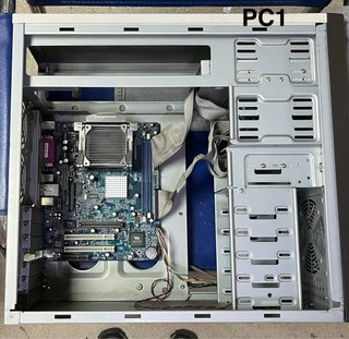 2 Ordenadores PC para desguace