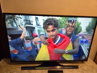Smart TV Samsung 45 4K UHD HDR WiFi