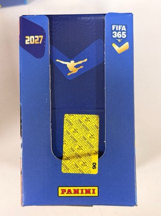 Lote 4 Pocket Tins FIFA 365 2027 Panini