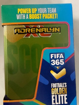 Lote 4 Latas Classic Tin FIFA 365 2027