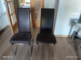 Juego de 4 sillas de comedor marrones