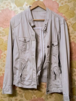 Cazadora Beige Estilo Casual