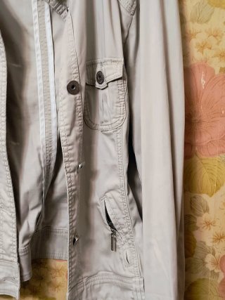 Cazadora Beige Estilo Casual