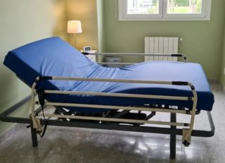 Cama Eléctrica Articulada Hospitalaria