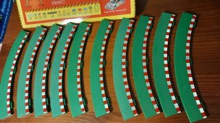 Scalextric:pack.10arcenes Standard+10barandill1.32