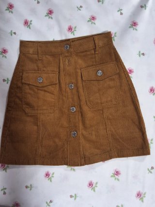 Falda de pana marrón talla 34