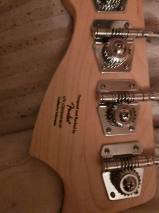 Bajo Eléctrico Squier SOLO PARA RECOGER