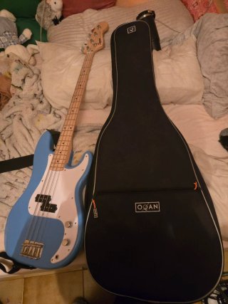 Bajo Eléctrico Squier SOLO PARA RECOGER