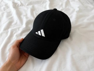 Gorra Adidas Negra Ajustable nueva
