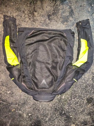 Chaqueta Dainese Negra y Amarilla