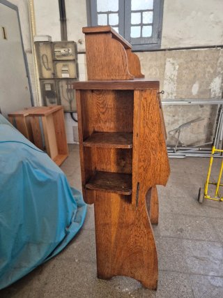 Escritorio madera macizo antiguo