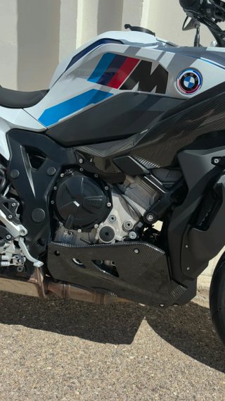 Quilla de Carbono para BMW S1000XR