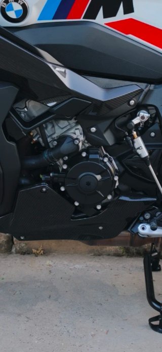 Quilla de Carbono para BMW S1000XR