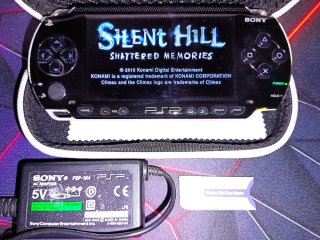 PSP Sony PlayStation IMPOLUTA Cargador original ++