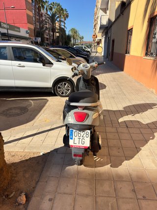 Moto 125 scooter Wottan Bot 125