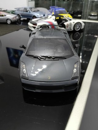 Lamborghini Gallardo Superleggera 1/18 Motor Max