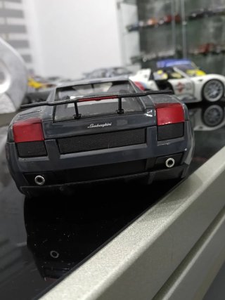 Lamborghini Gallardo Superleggera 1/18 Motor Max