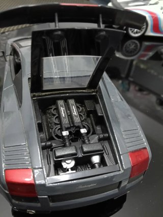 Lamborghini Gallardo Superleggera 1/18 Motor Max