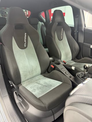 SEAT Leon cupra R edition Aero