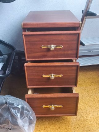 Conjunto de Dormitorio con Armarios y cama