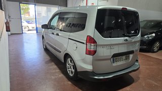 Ford Tourneo Courier 2015