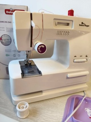 Máquina de Coser Dulce Hogar Zig Zag