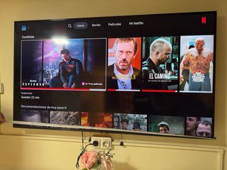 TV Samsung 55 pulgadas Smart TV/ Perfecta+ su caja