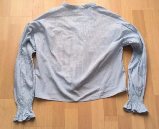 Blusa bordada flores Zara