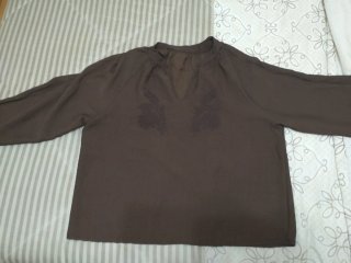 Blusa Manga Larga con Bordados, talla L