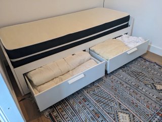 Estructura diván Ikea Brimnes con Colchones