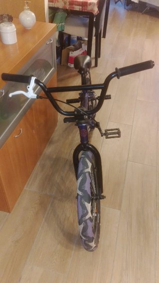 Bici BMX Conor Morada