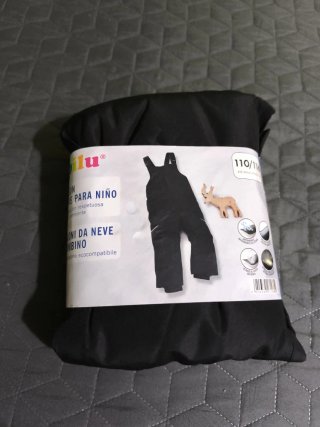 Conjunto nieve Niño4/6 años.