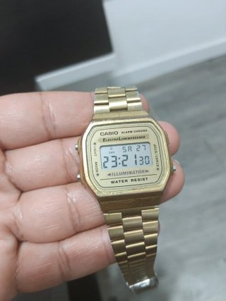Reloj Casio Dorado
