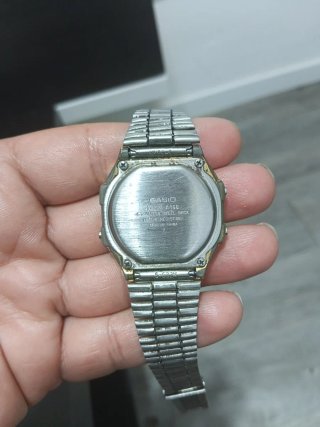 Reloj Casio Dorado