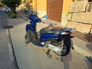 Honda SH 300 Azul