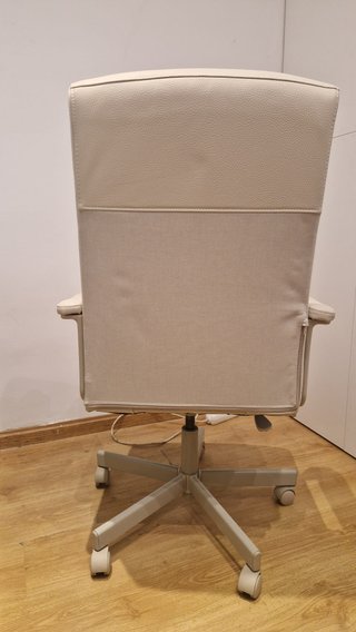 Silla de oficina IKEA beige