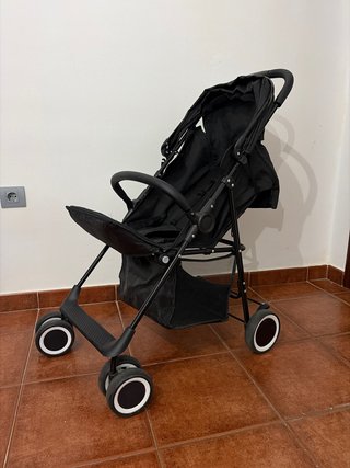 Carro de paseo negro