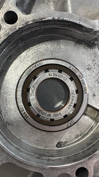 Rodamiento Cigüeñal Vespa SKF NJ 204 ECP/C3