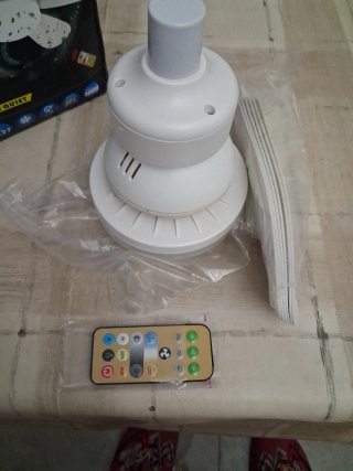Luz LED con ventilador