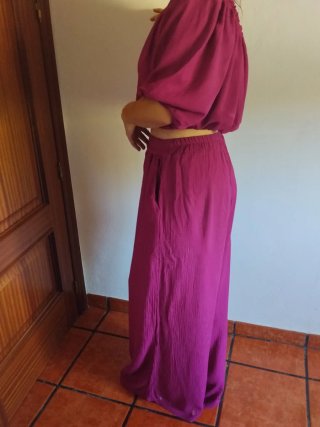 Conjunto de Blusa y Pantalón Morado