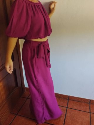 Conjunto de Blusa y Pantalón Morado