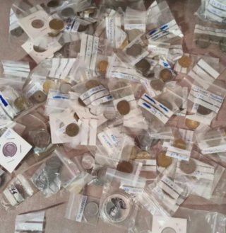 2kg Moneda, billetes y 5 carteras antiguas  ESPAÑA