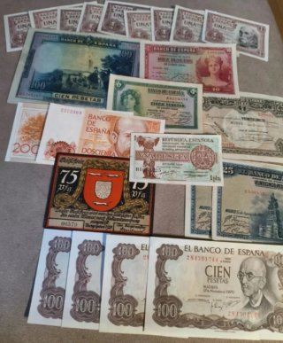 2kg Moneda, billetes y 5 carteras antiguas  ESPAÑA