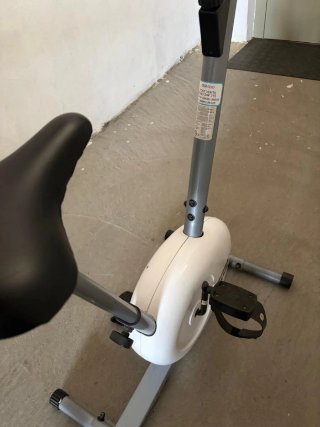 Bicicleta Estática Basic Mag